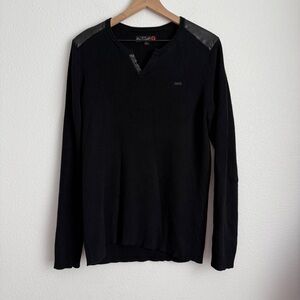 G by Guess Men’s V-Neck Sweater with Leather Shoulder Detail - Black - Size XL